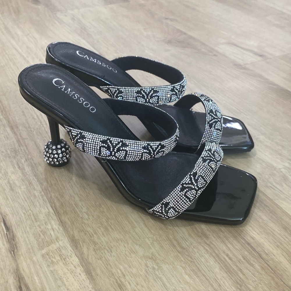 NEW Women’s Camssoo Rhinestone Heeled Sandals